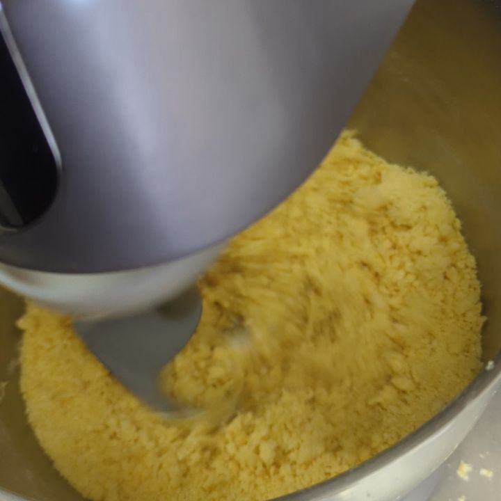生パスタを作っていきます、
